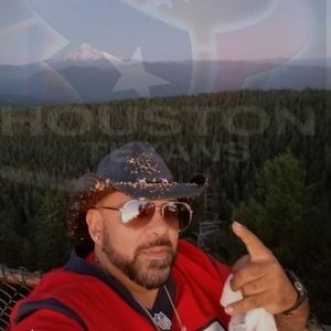 Meet your Posher, Peter